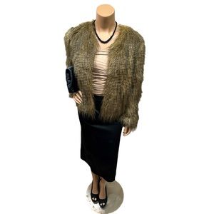 NWT…💕✨ Stunning Vegan Fur